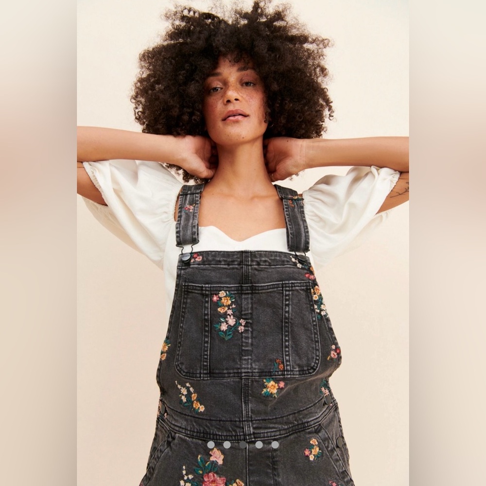 DRIFTWOOD Black Floral embroidered Shortalls - Picture 8 of 10